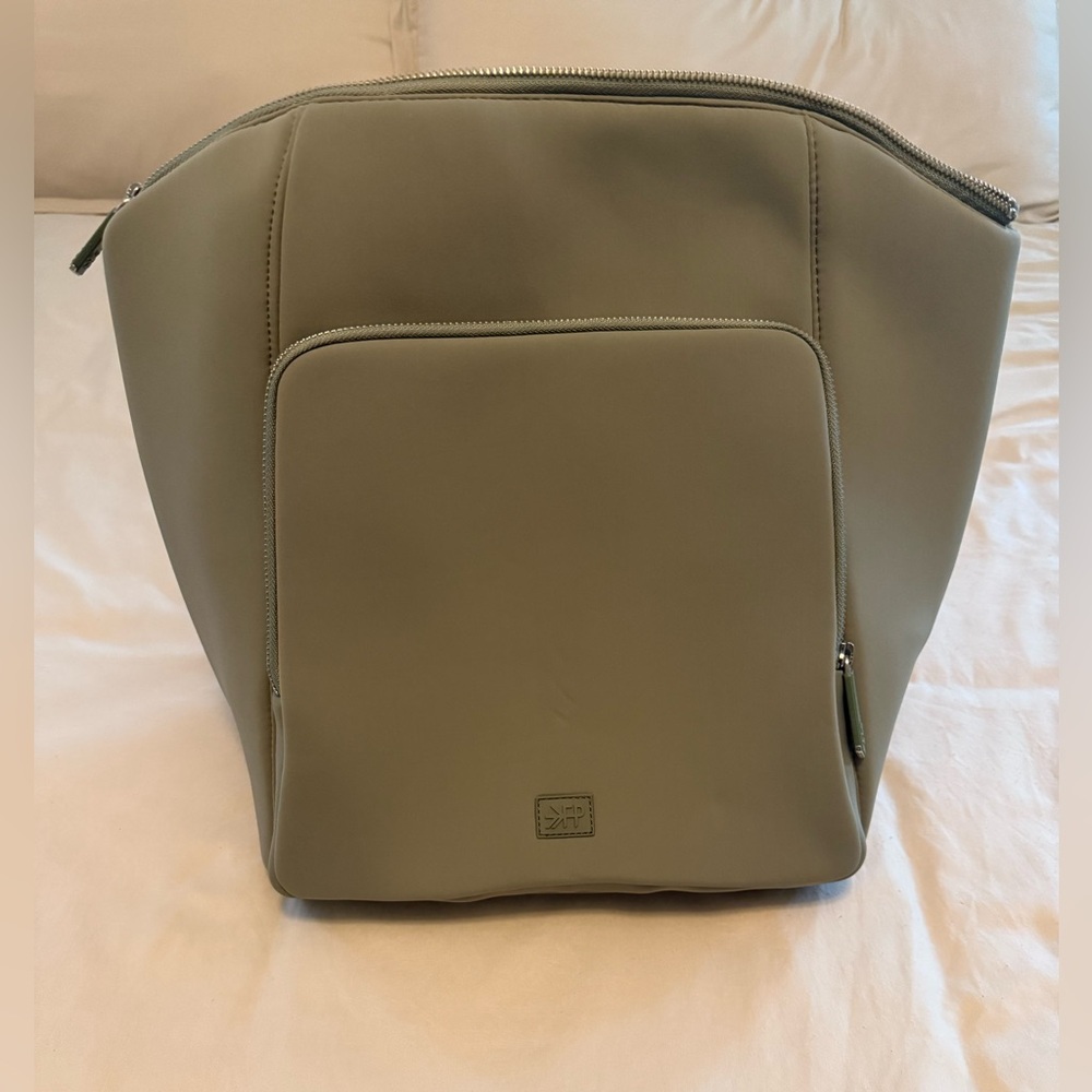 NWOT Freshly Picked Olive neoprene Seoul Diaper backpack